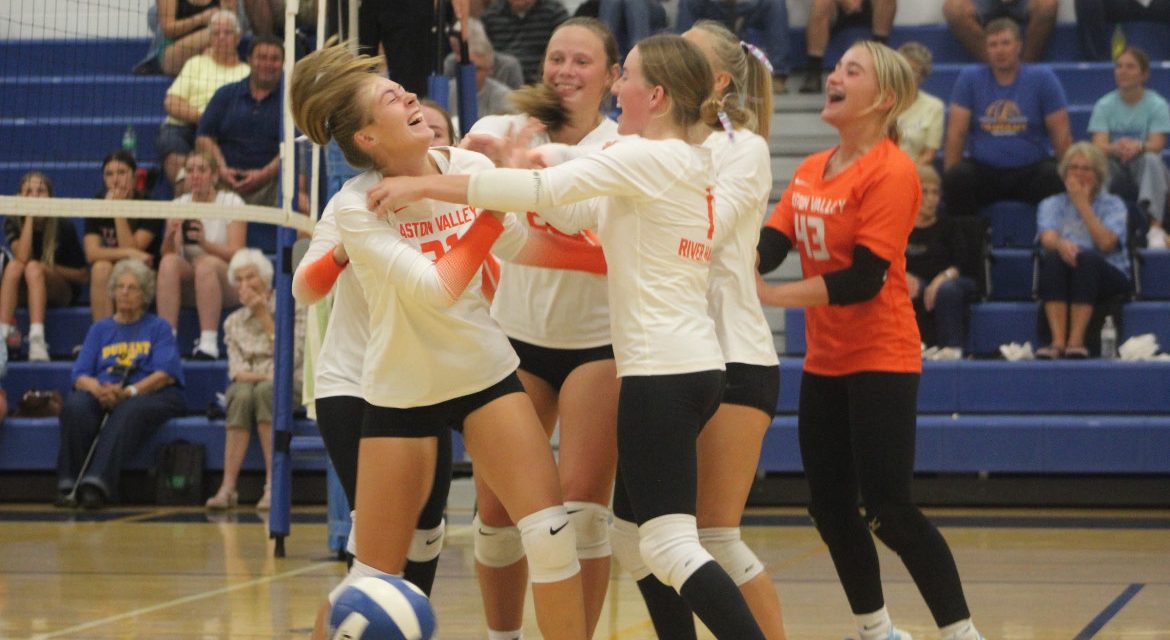 Another busy week for the Lady River Hawk Volleyball Team