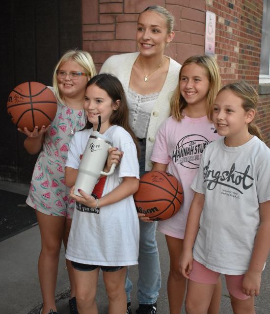 Two Iowa Hawkeye Women’s Basketball Players Joined in the Hall of Fame Induction Event