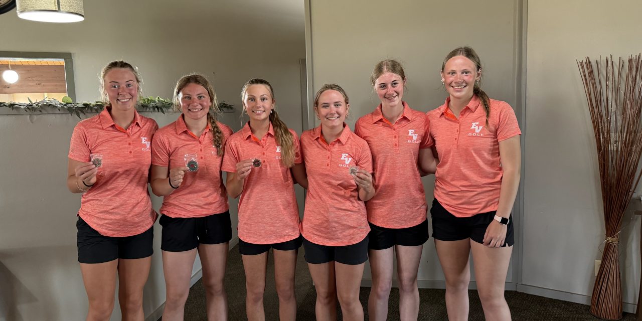 Easton Valley Girls Golf Team Placed in Top 10 at the Maquoketa Invitational April 23rd