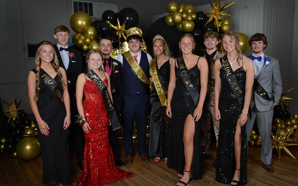 Easton Valley Prom News and Royalty