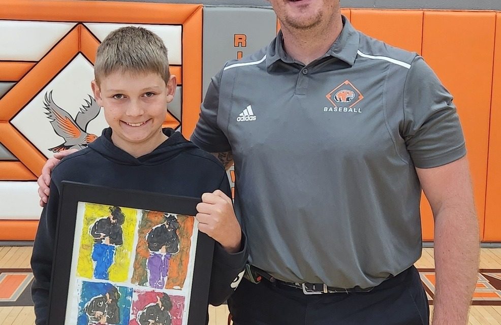Easton Valley Elementary Art Award Winners 